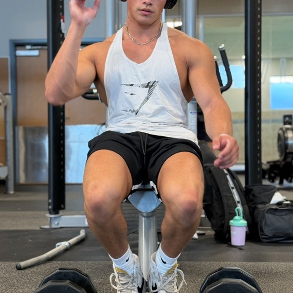 GYMSHARK MEN TANK TOP STRINGER VEST WEIGHT LIFTING BODYBUILDER BODYBUILDING JOCK - Picture 9 of 16